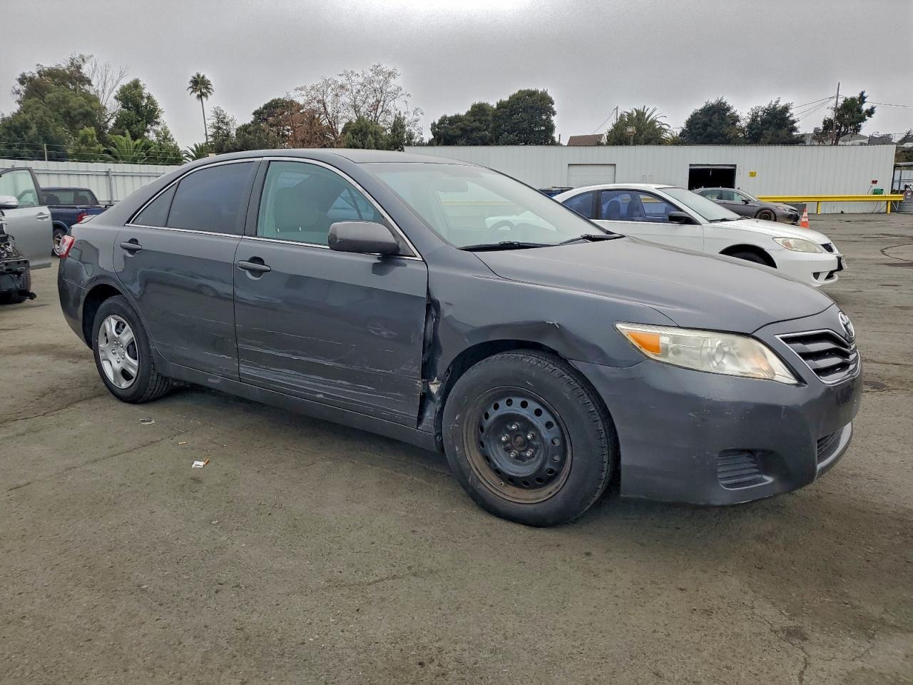 2010 TOYOTA CAMRY