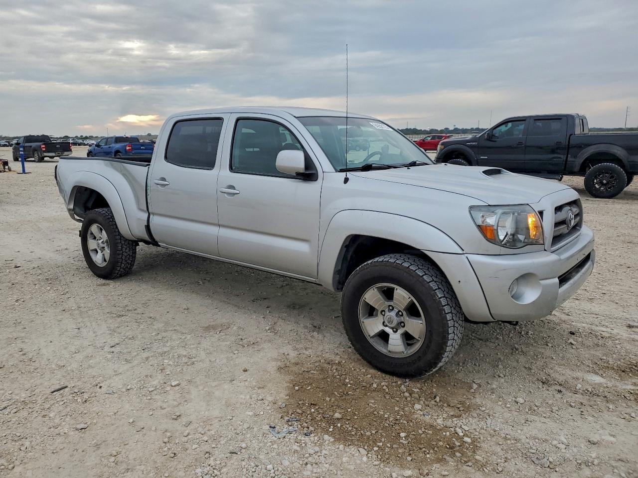 2010 TOYOTA TACOMA