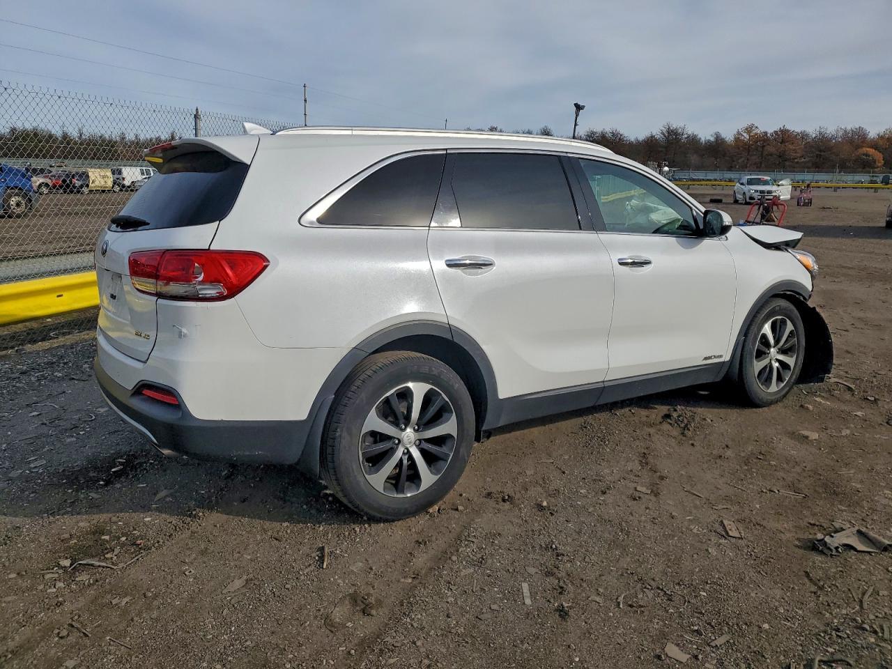 2017 KIA SORENTO