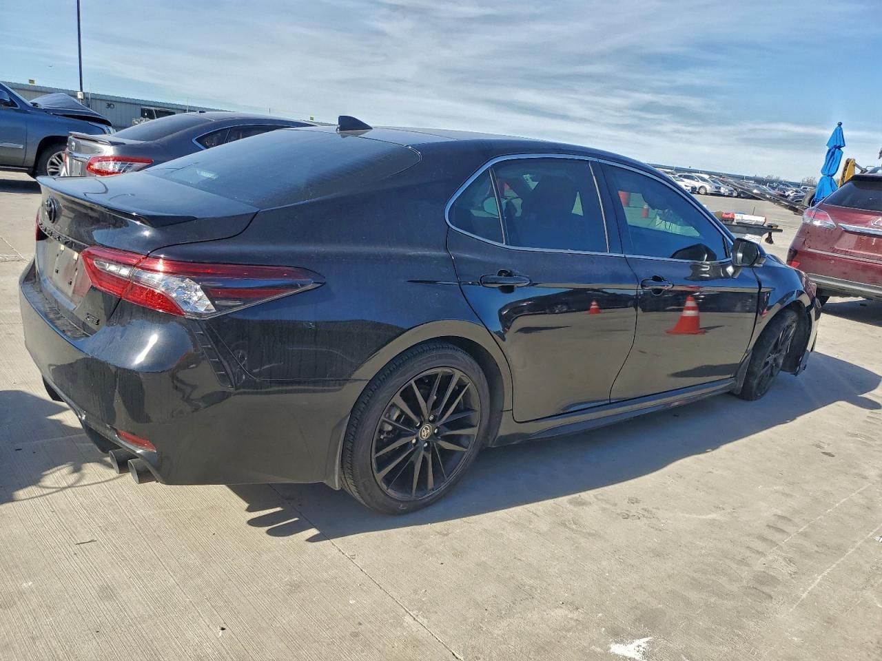 2024 TOYOTA CAMRY