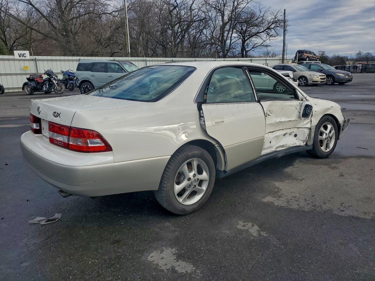 2001 LEXUS Es 300