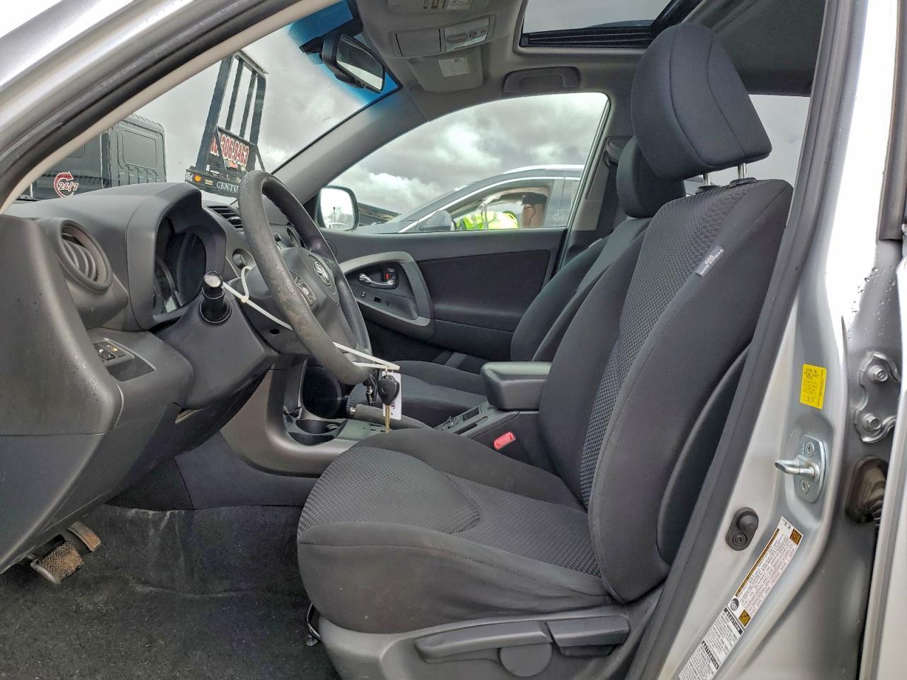 2011 TOYOTA RAV4