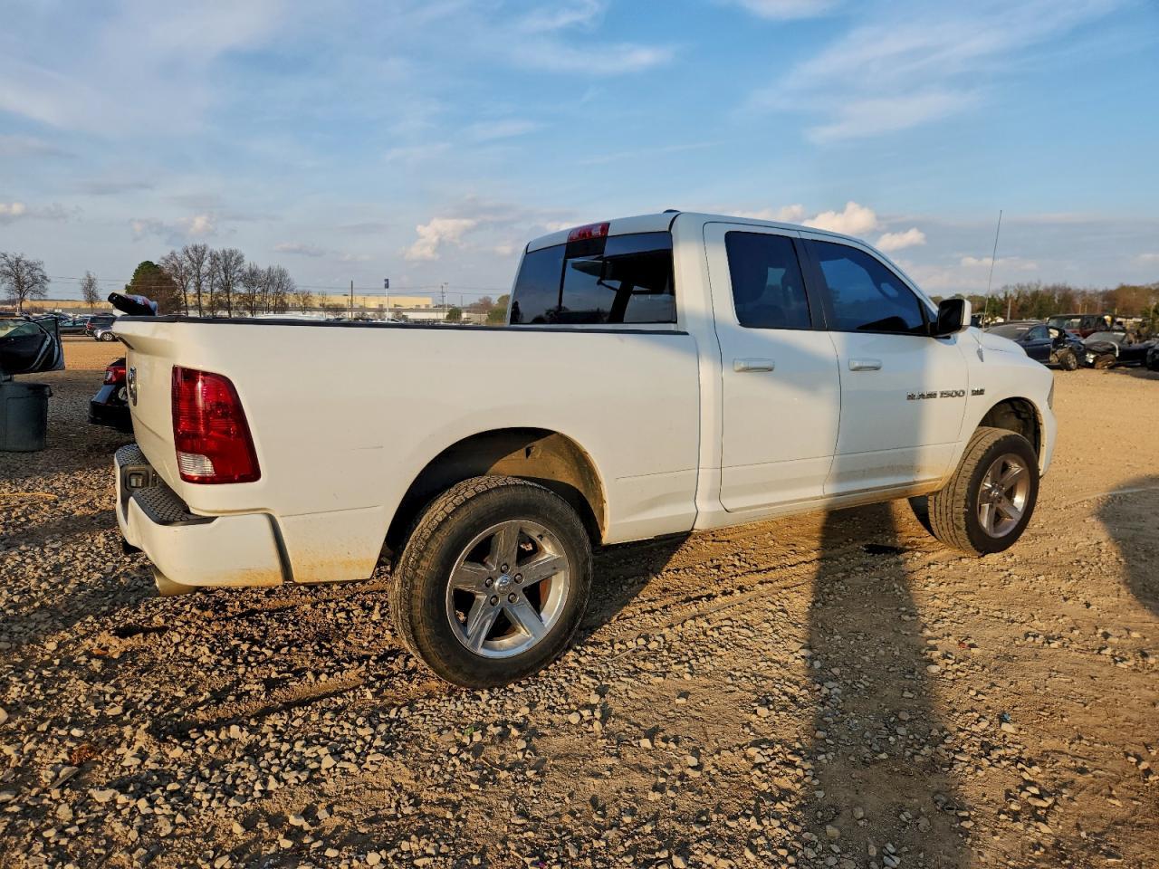 2011 DODGE RAM 1500