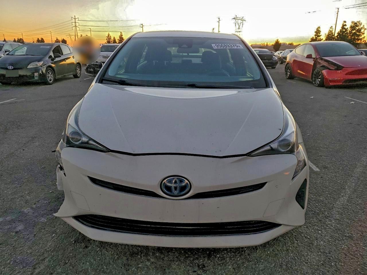 2017 TOYOTA PRIUS
