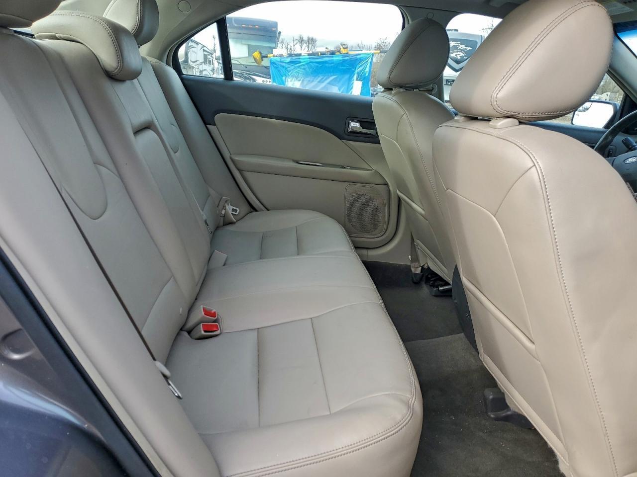 2011 FORD FUSION