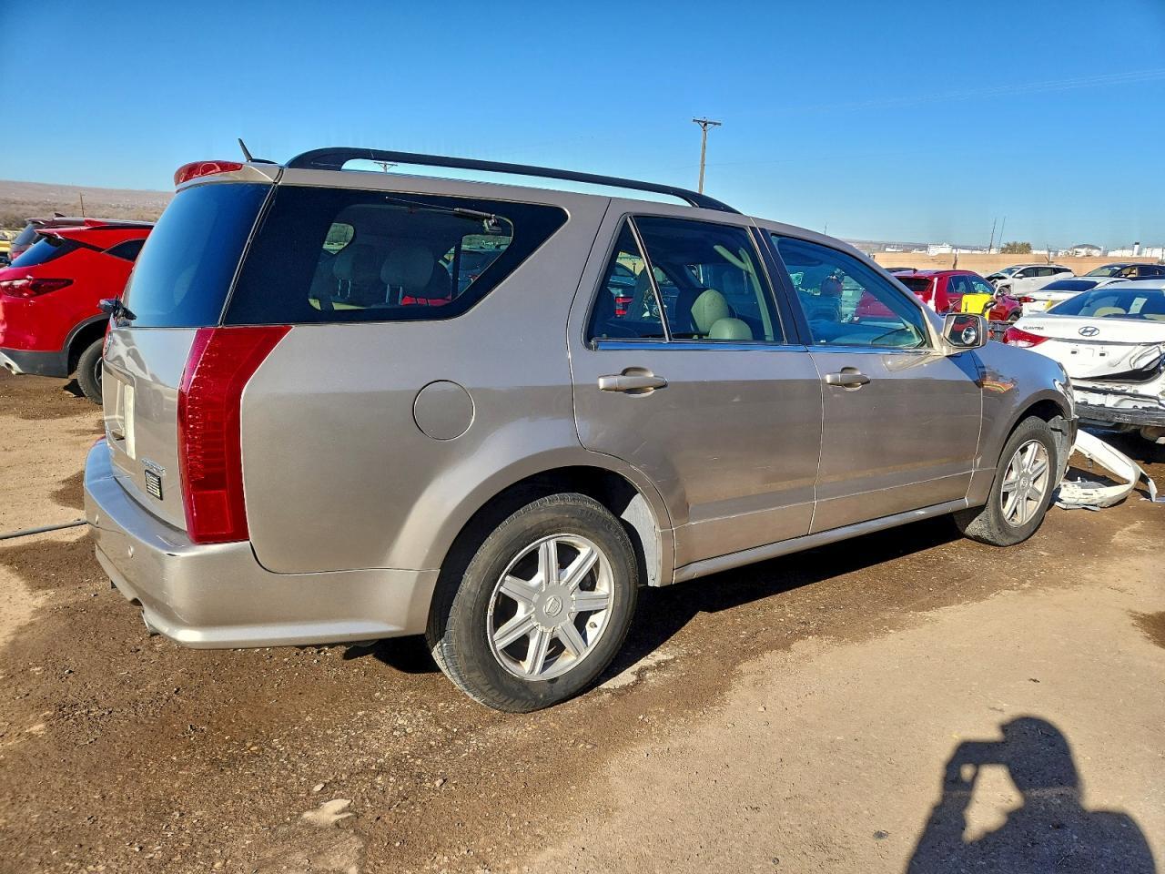 2004 CADILLAC SRX