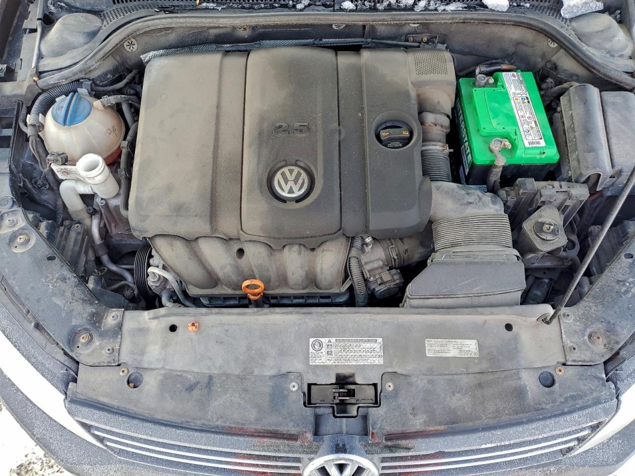 2013 VOLKSWAGEN JETTA