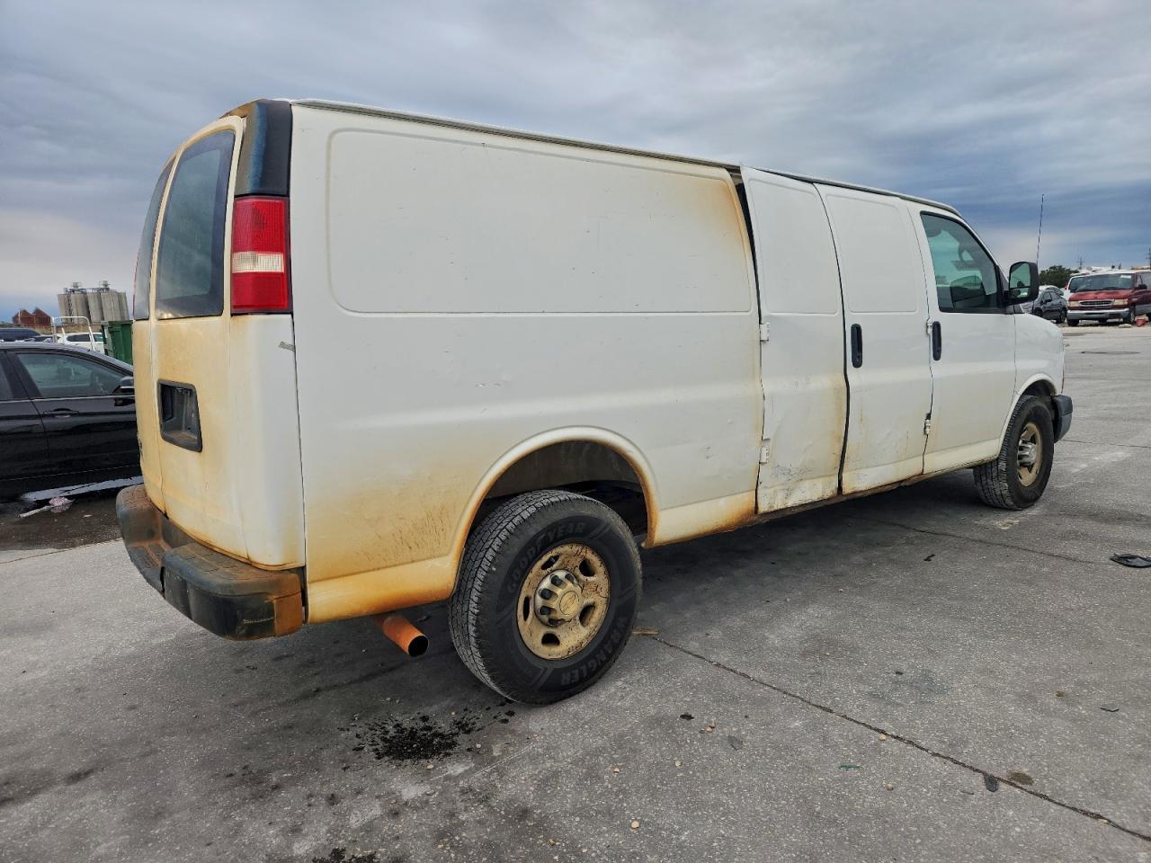 2015 CHEVROLET EXPRESS 2500