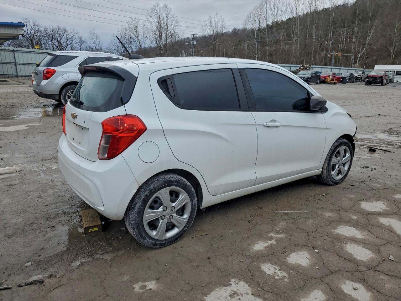 2019 CHEVROLET Spark