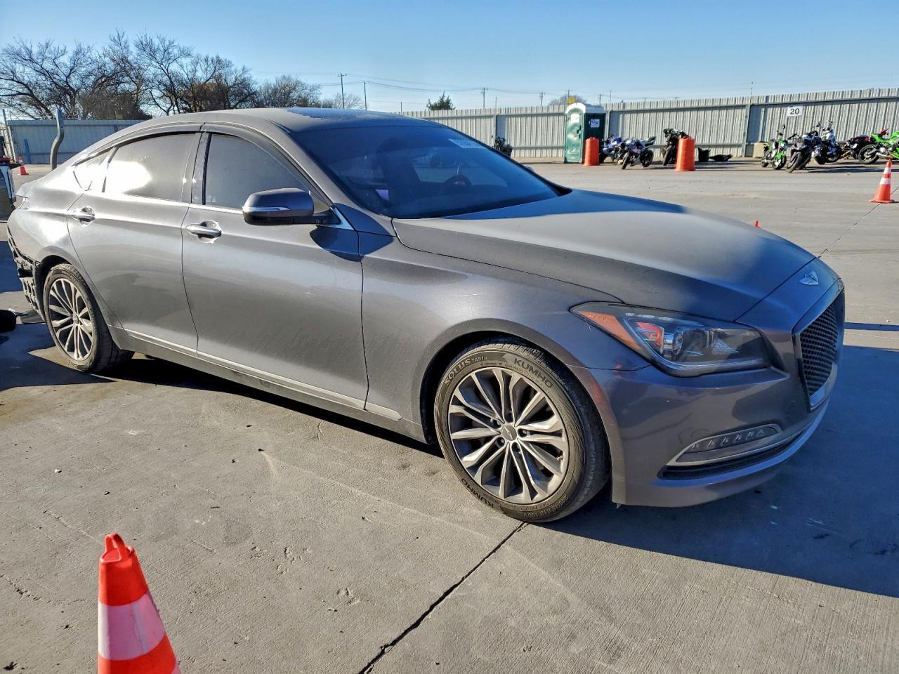 2016 HYUNDAI GENESIS