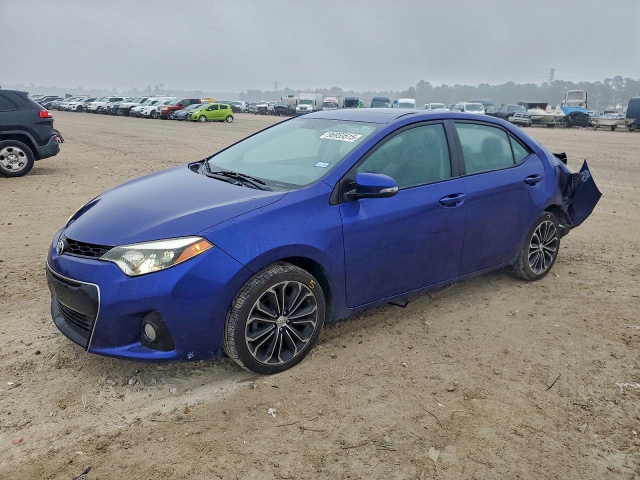 2015 TOYOTA COROLLA