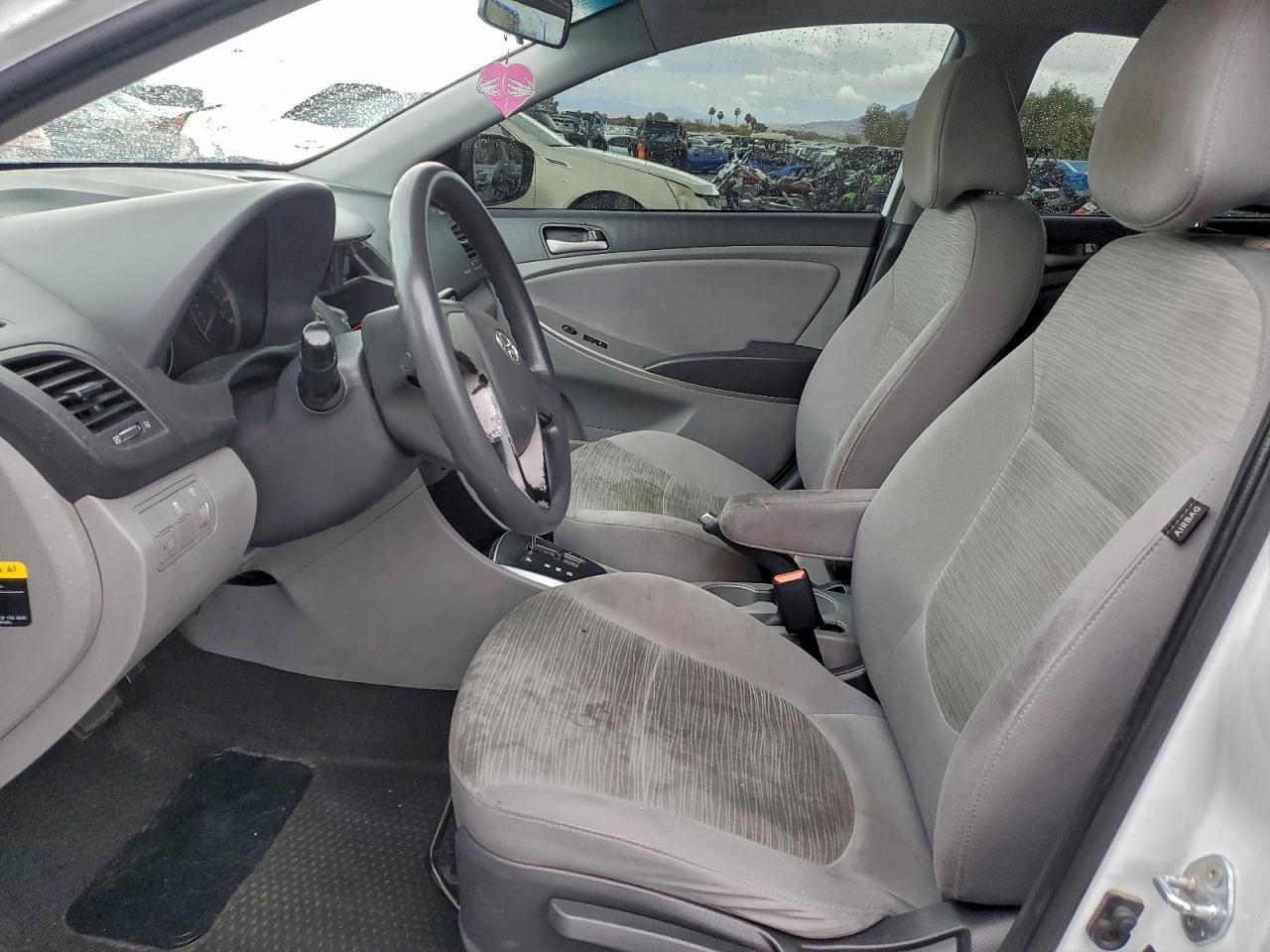 2016 HYUNDAI ACCENT
