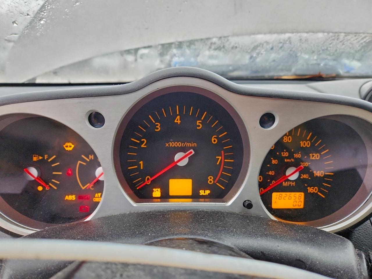2003 NISSAN Z