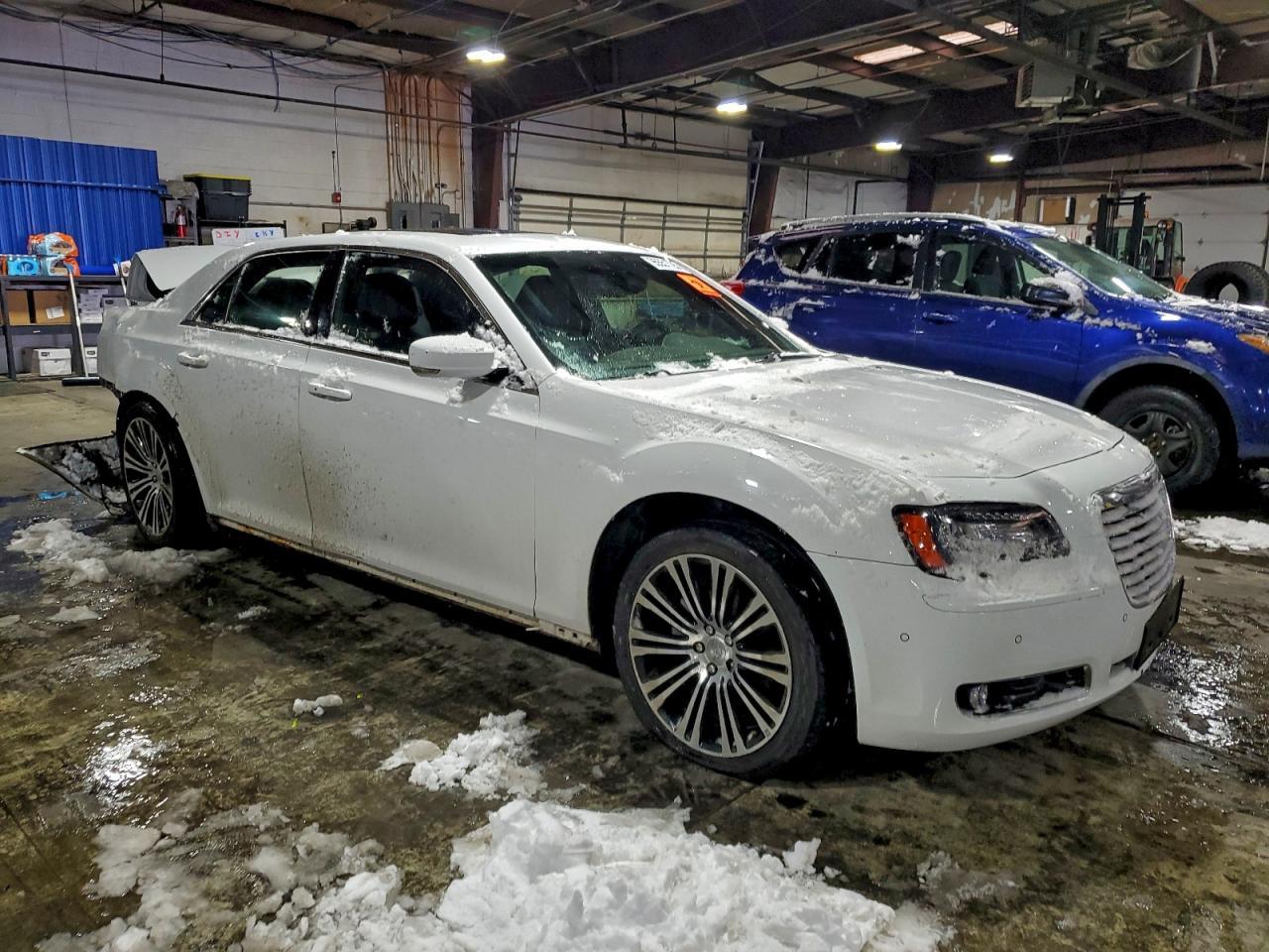 2013 CHRYSLER 300