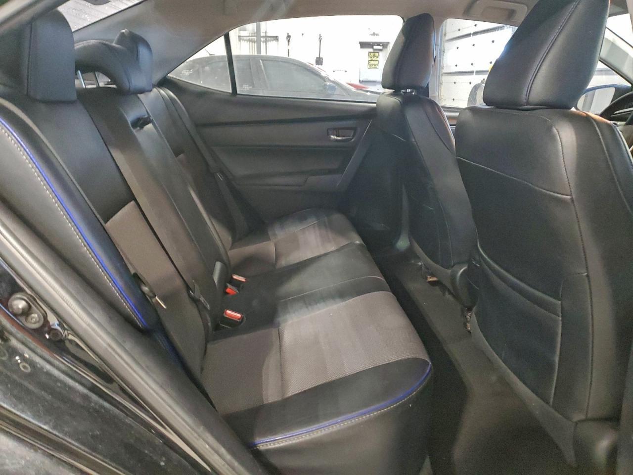 2017 TOYOTA COROLLA