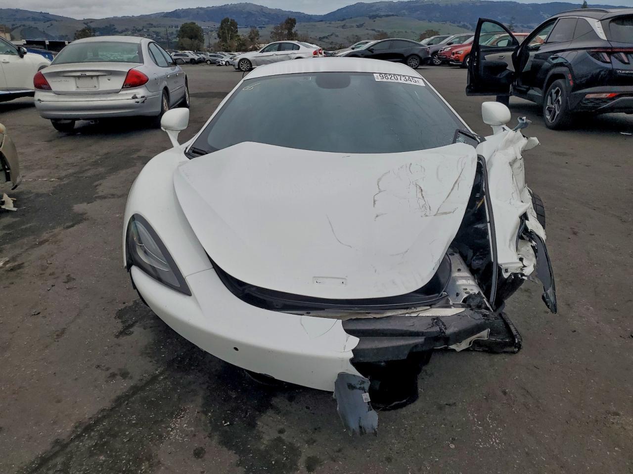 2016 McLaren 570S