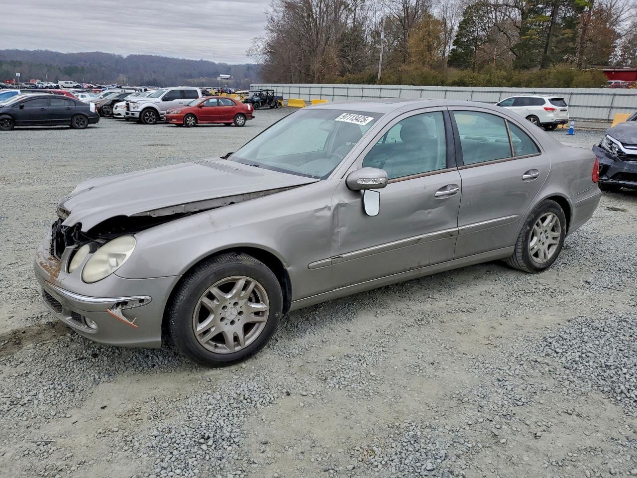 2003 MERCEDES-BENZ E-Class