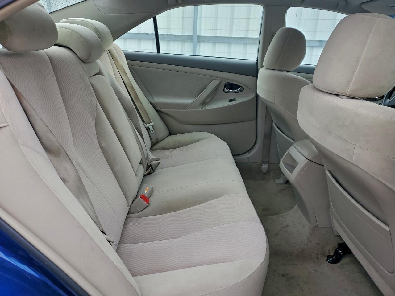 2010 TOYOTA CAMRY