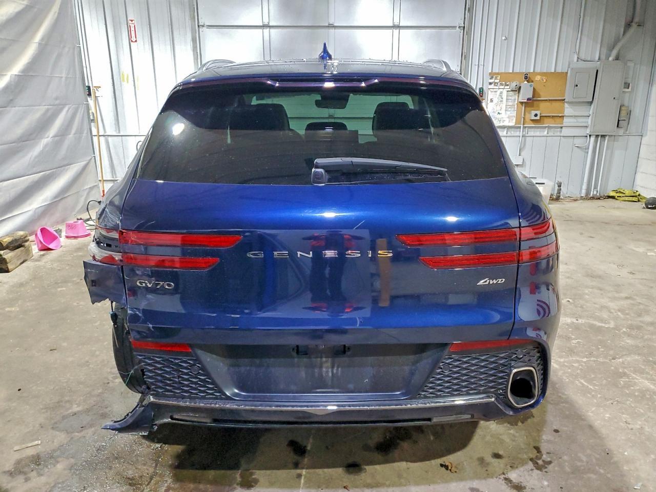 2022 GENESIS GV70