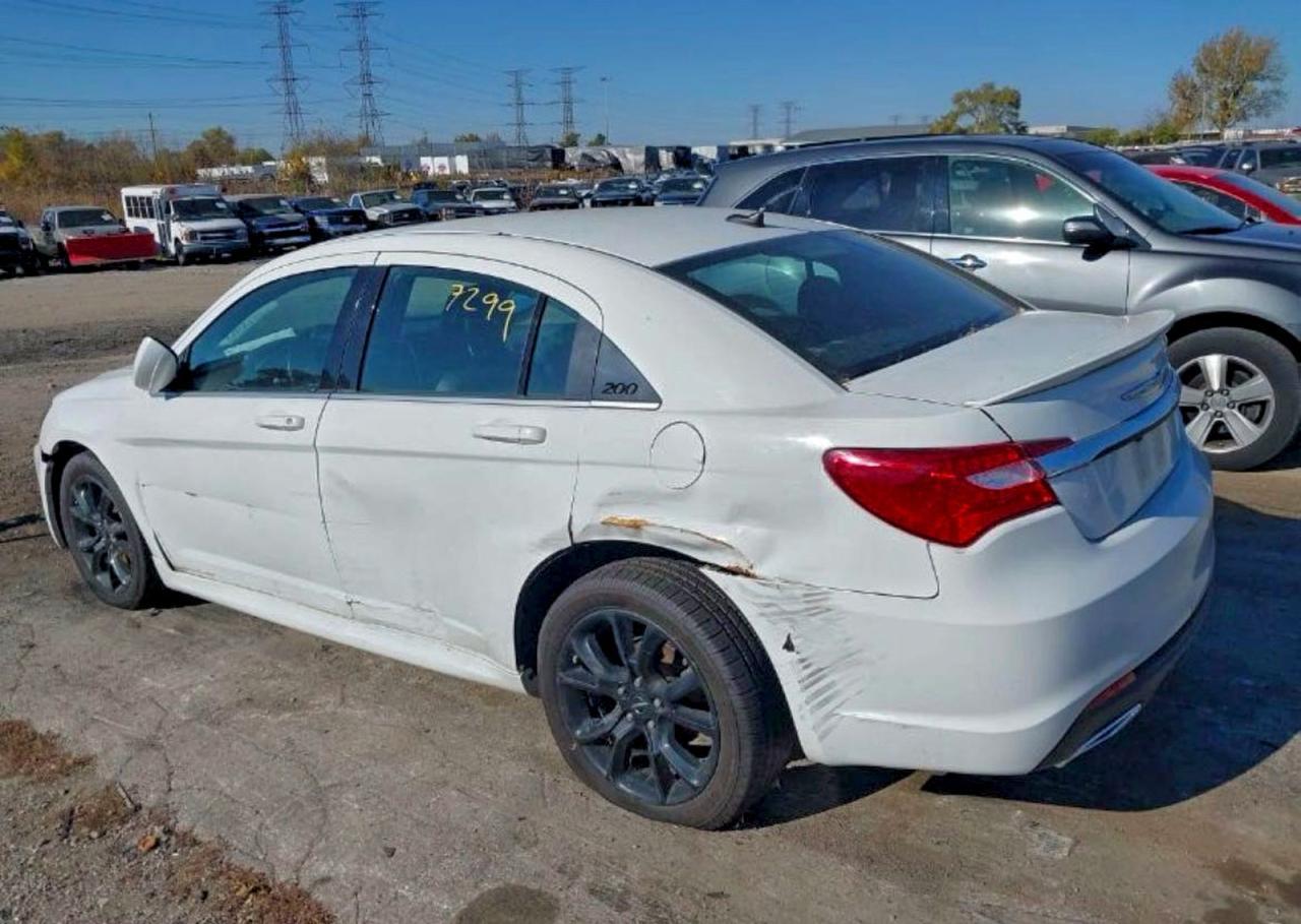 2014 CHRYSLER 200