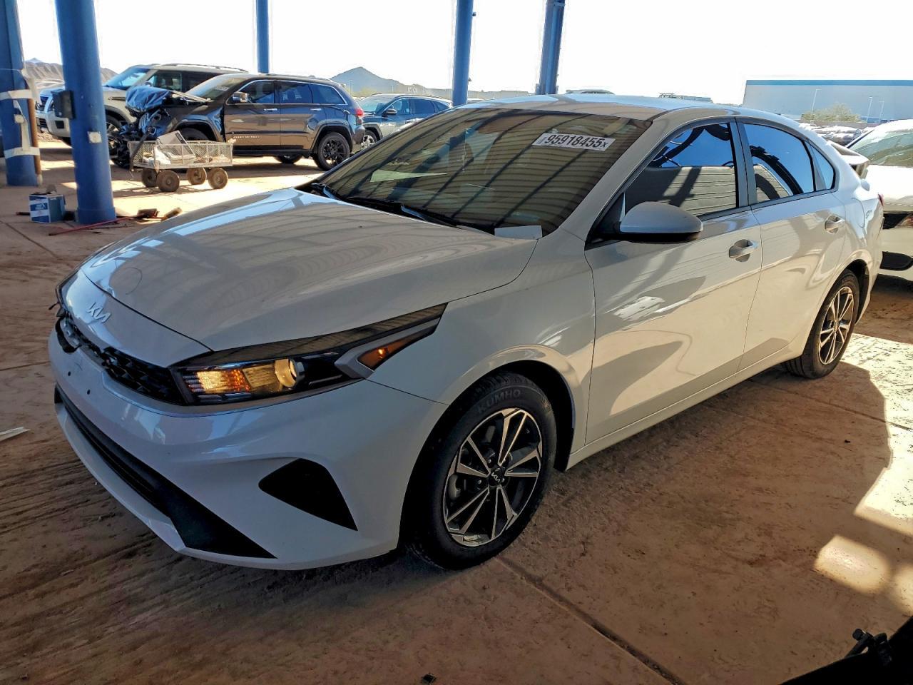 2024 KIA FORTE