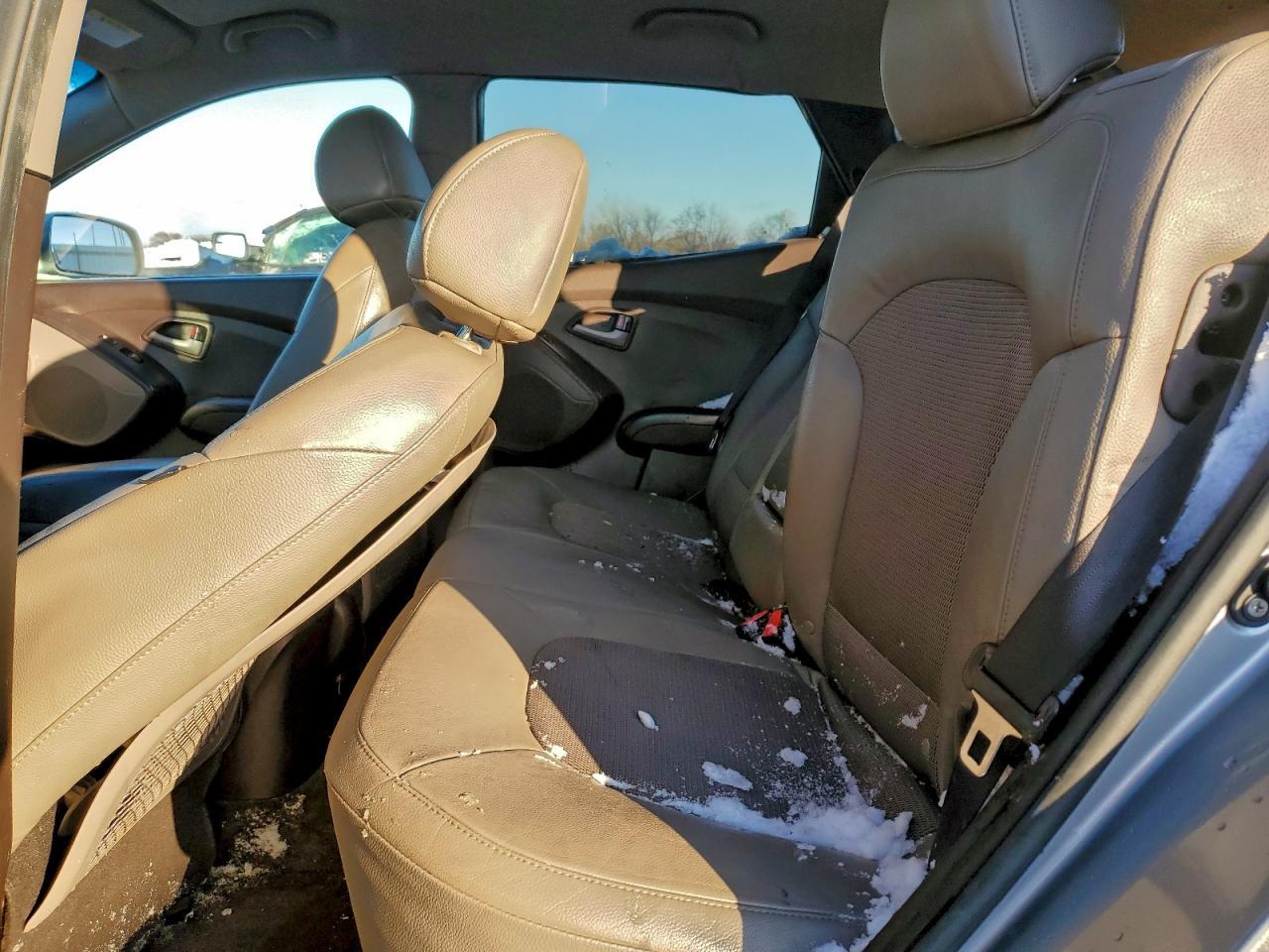 2015 HYUNDAI TUCSON