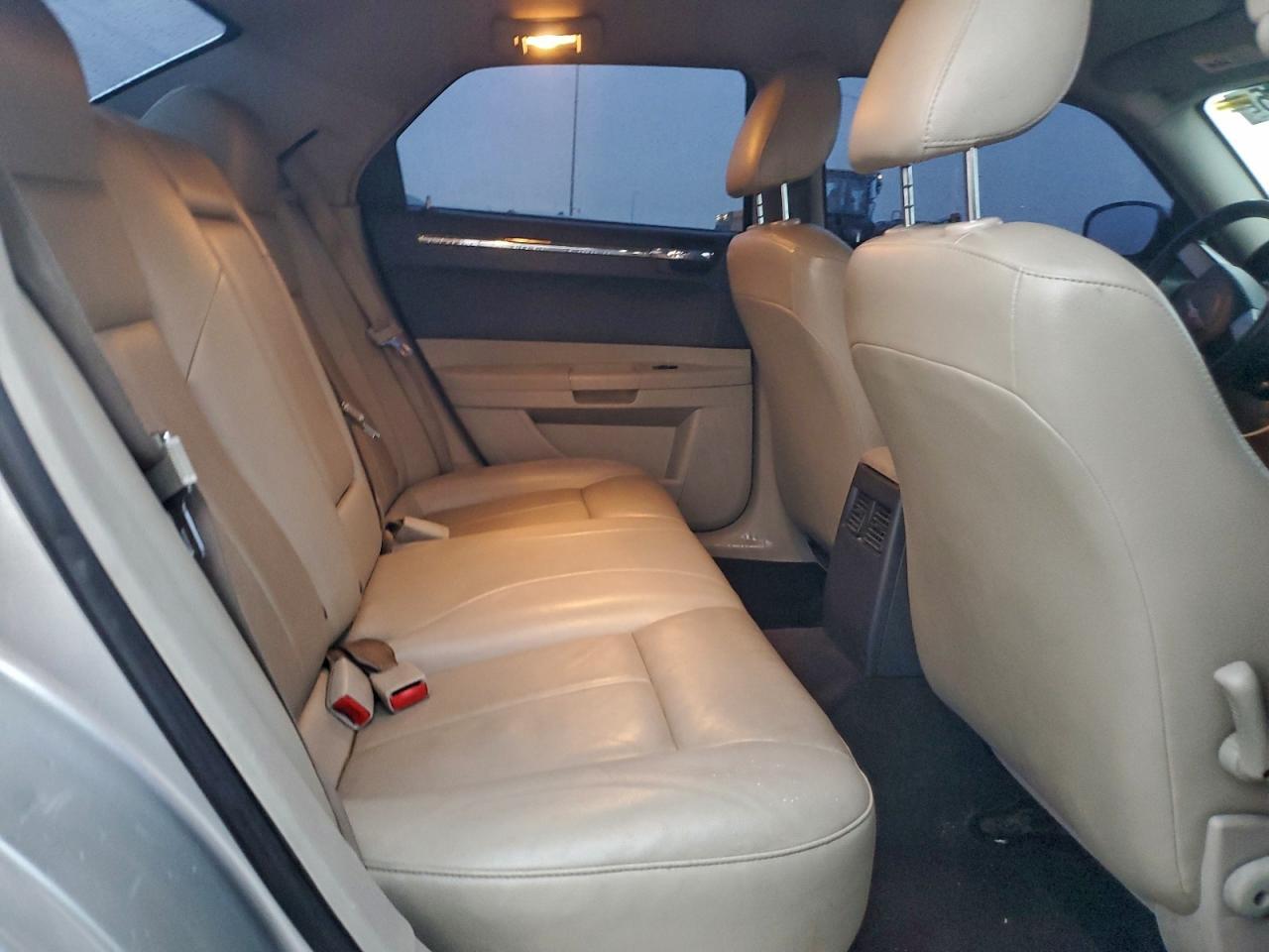 2006 CHRYSLER 300