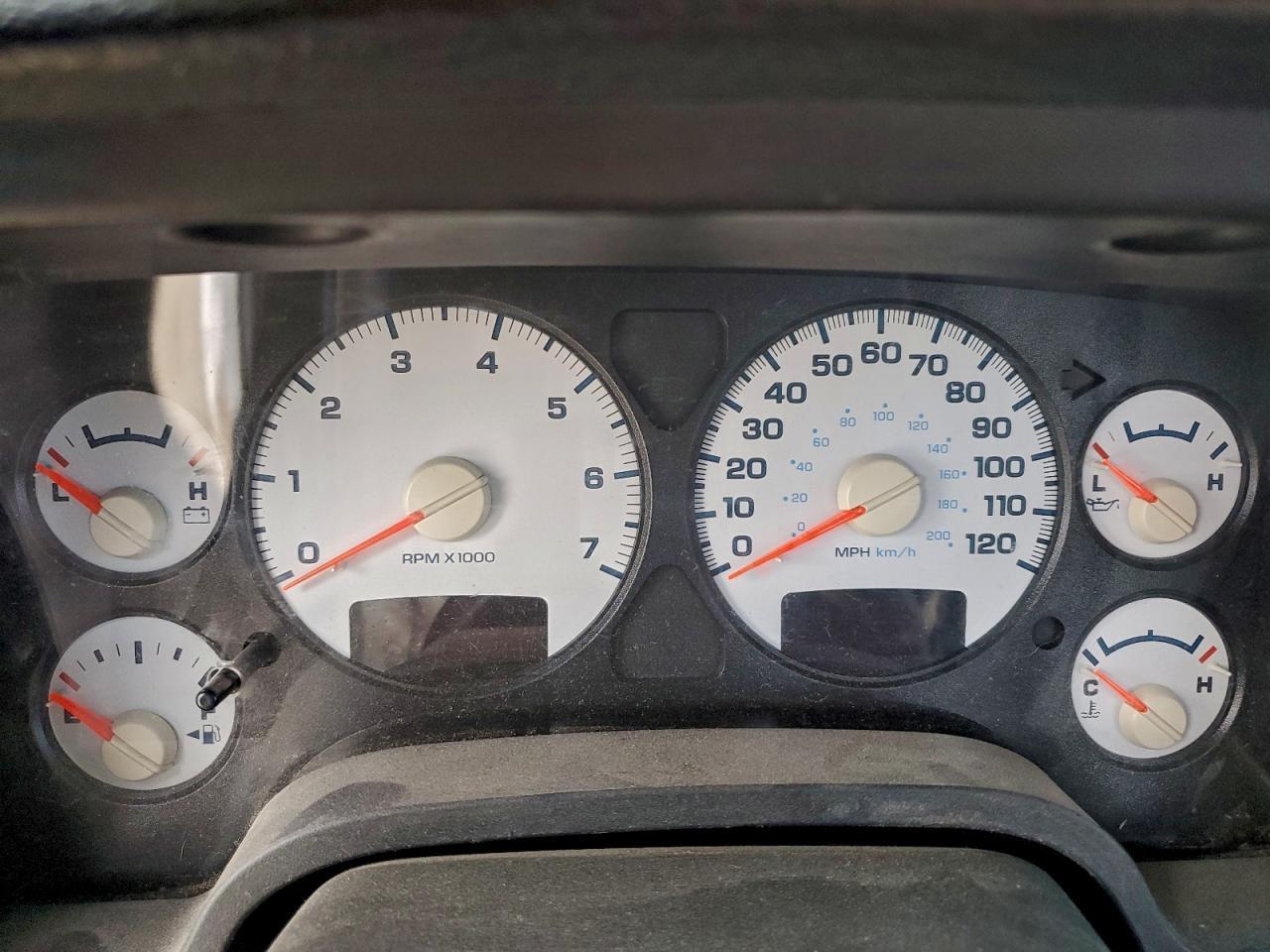 2004 DODGE RAM 1500
