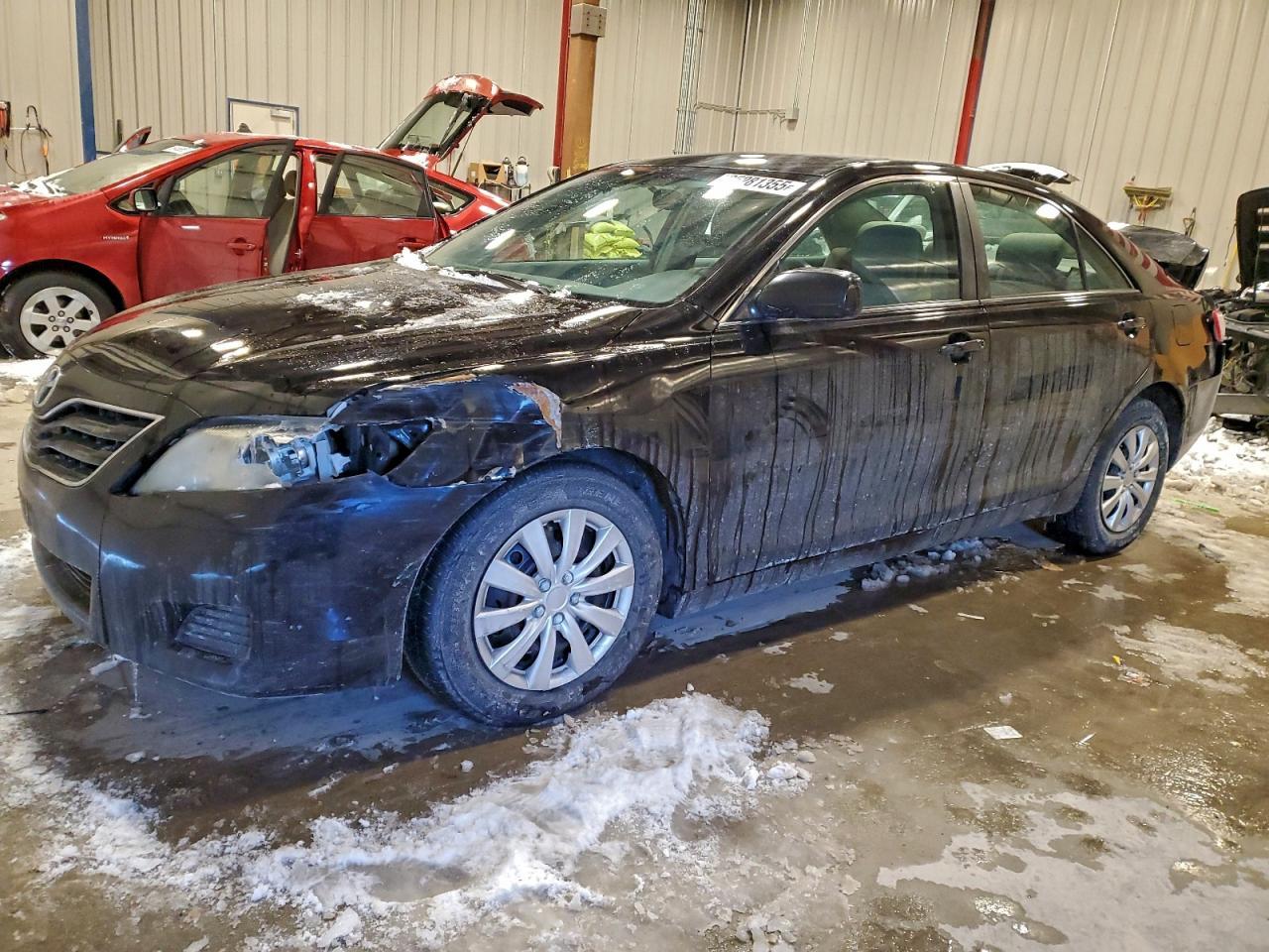 2010 TOYOTA CAMRY