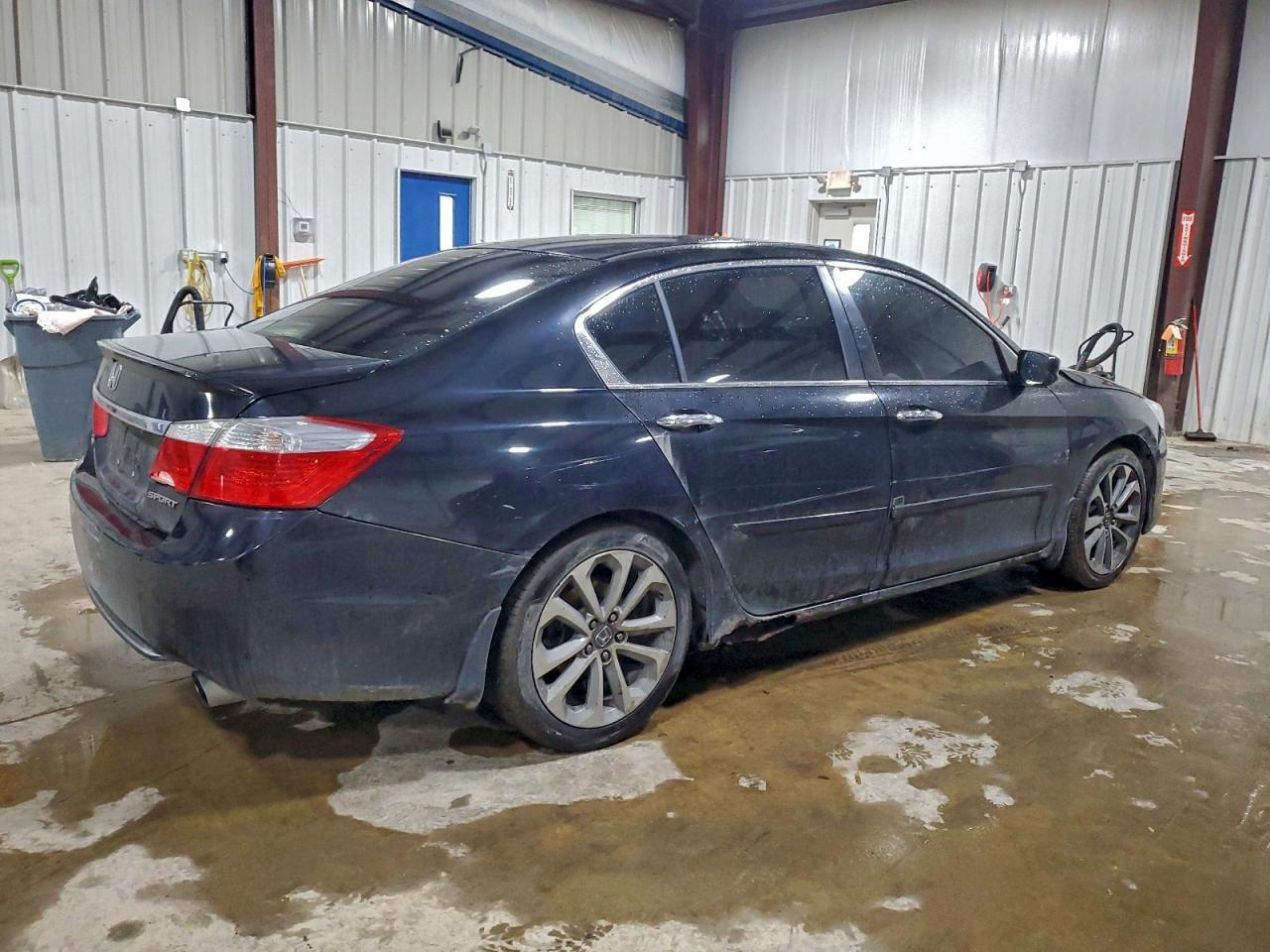 2015 HONDA ACCORD