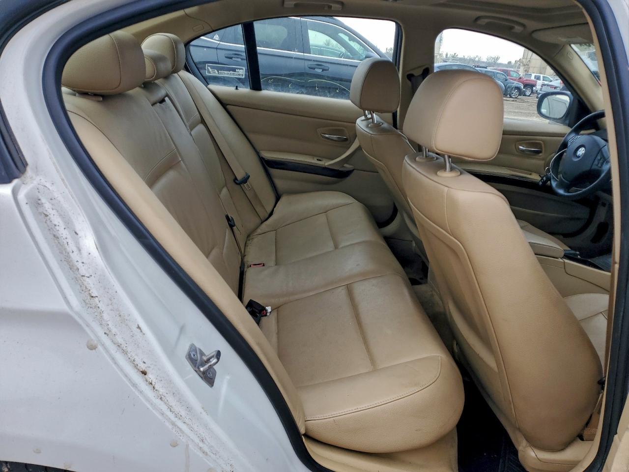 2011 BMW 3 SERIES
