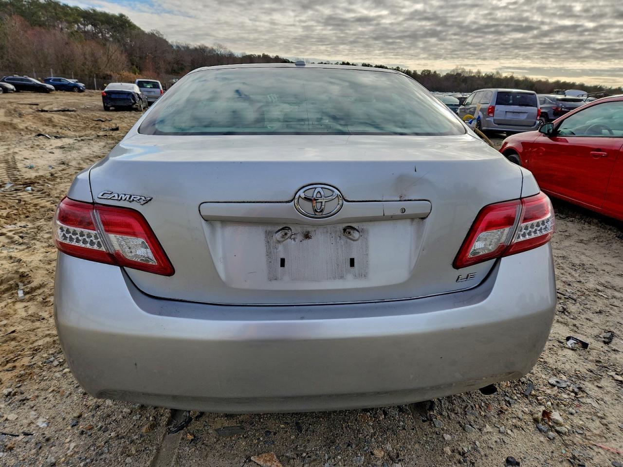 2011 TOYOTA CAMRY