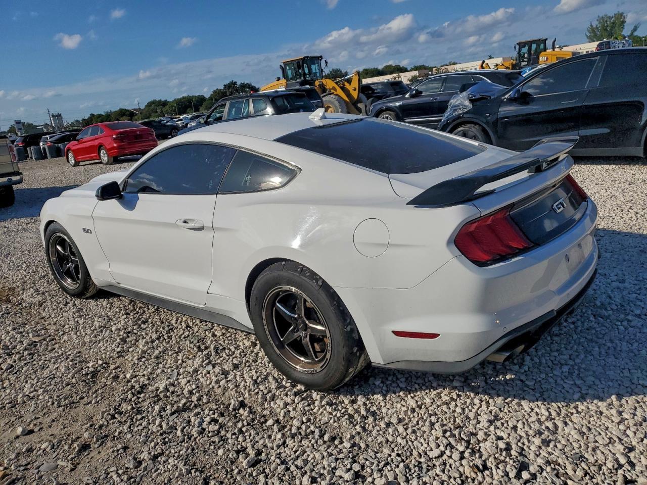 2021 FORD MUSTANG