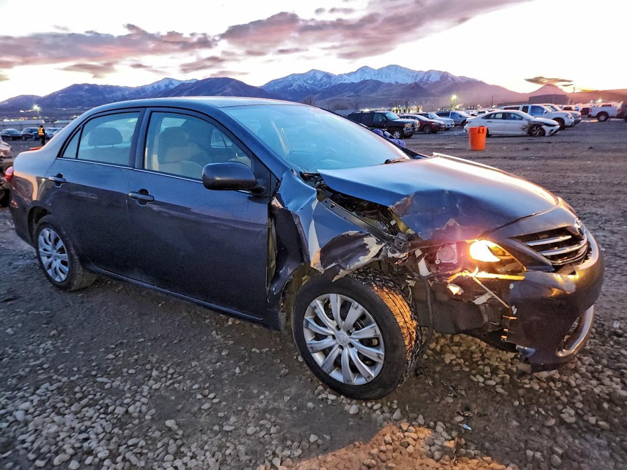 2013 TOYOTA COROLLA