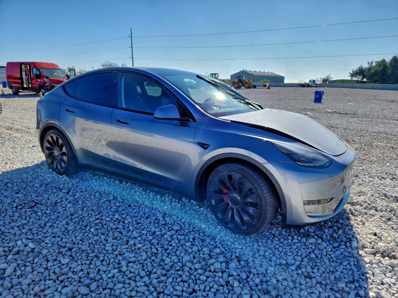 2025 TESLA MODEL Y
