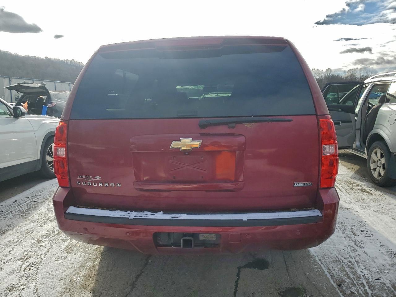 2011 CHEVROLET Suburban