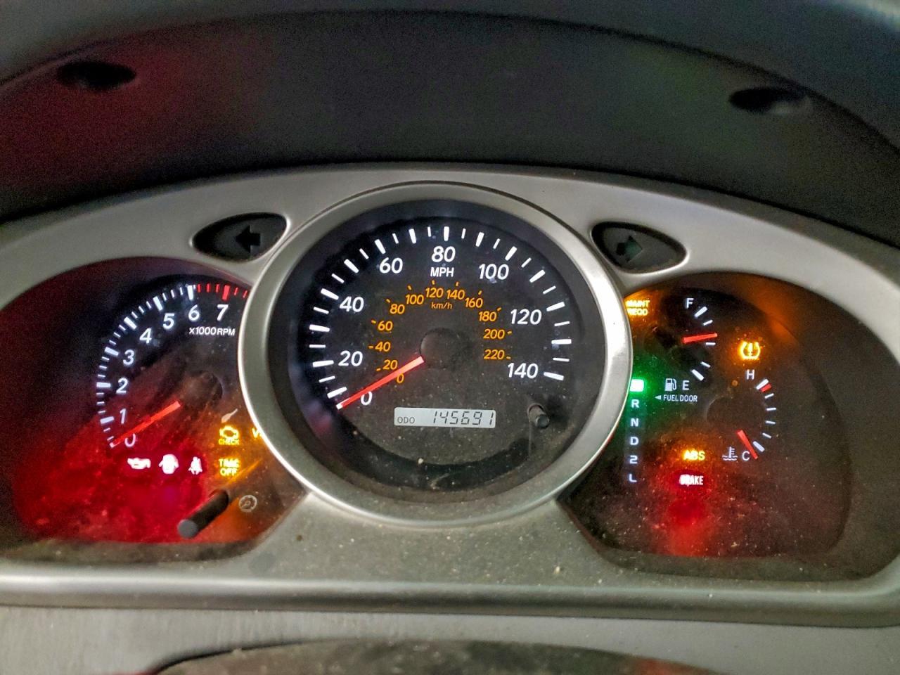 2005 TOYOTA HIGHLANDER
