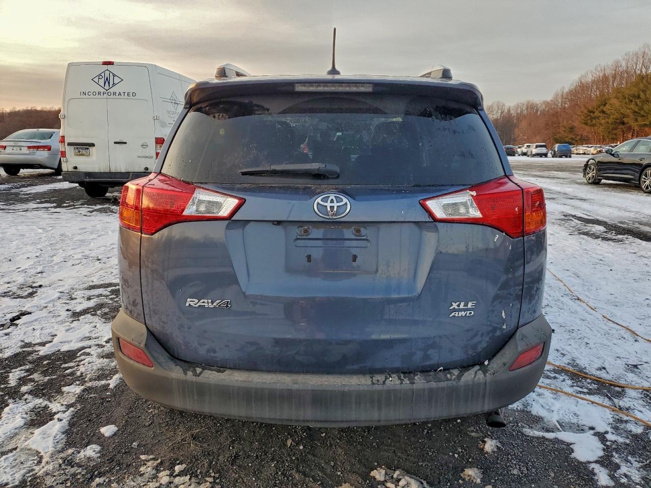 2013 TOYOTA RAV4