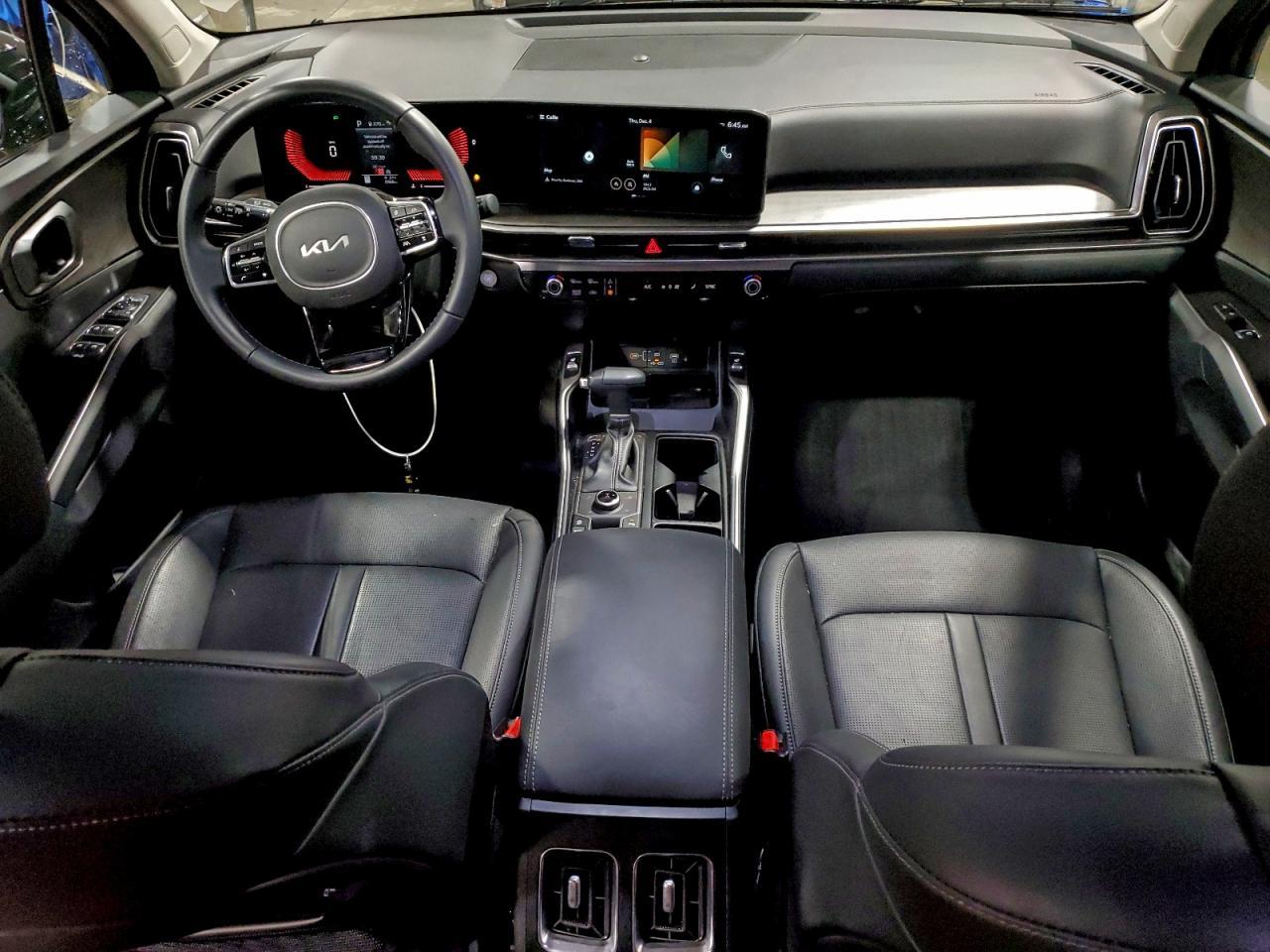 2025 KIA SORENTO