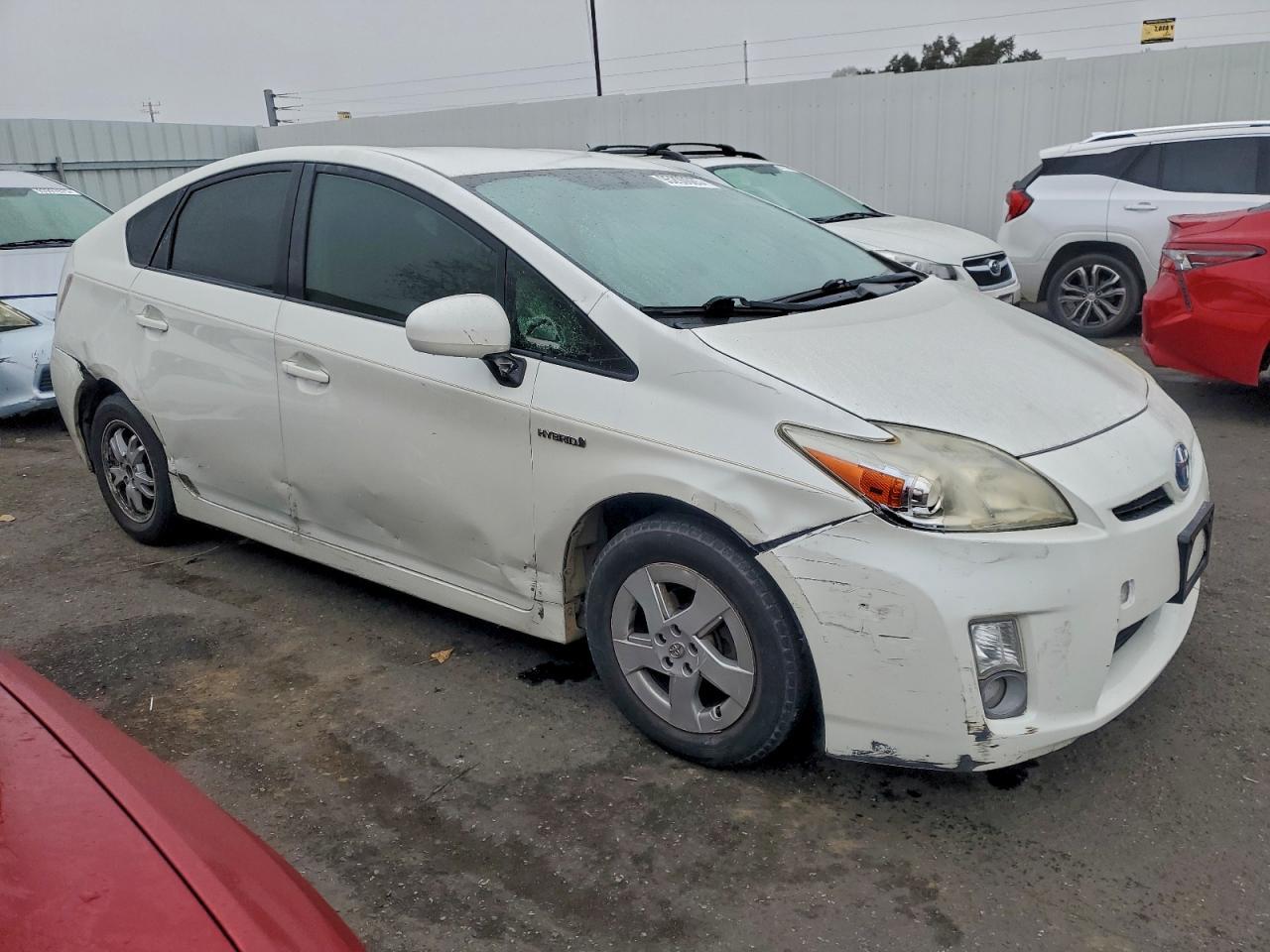 2011 TOYOTA PRIUS