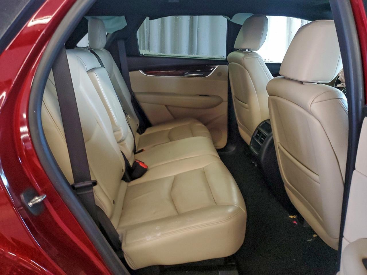 2017 CADILLAC XT5