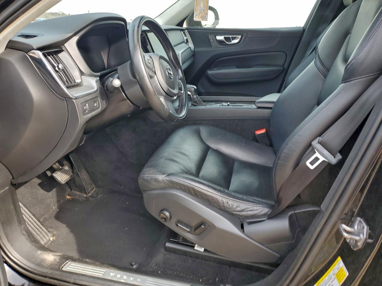 2018 VOLVO XC60