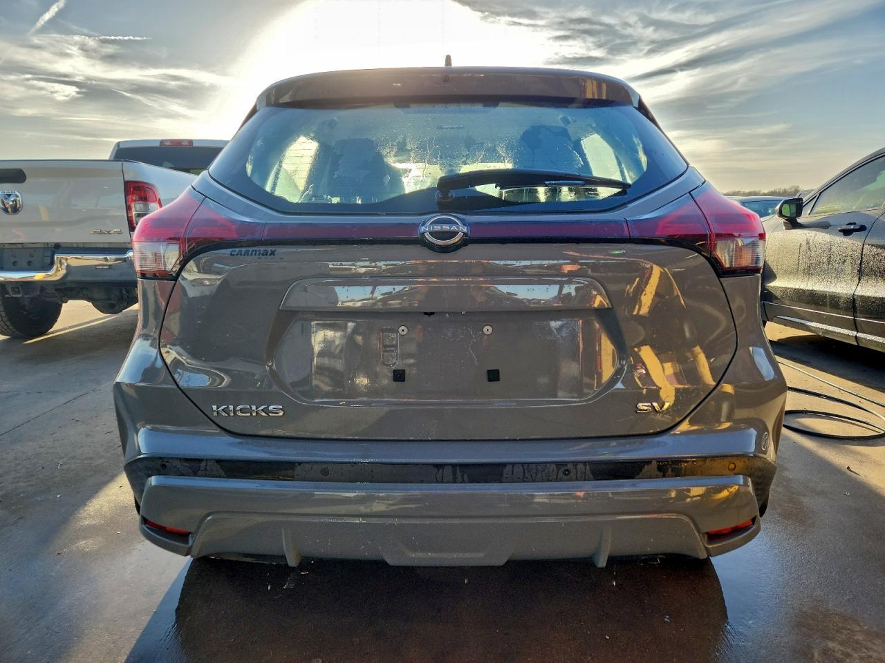 2022 NISSAN KICKS