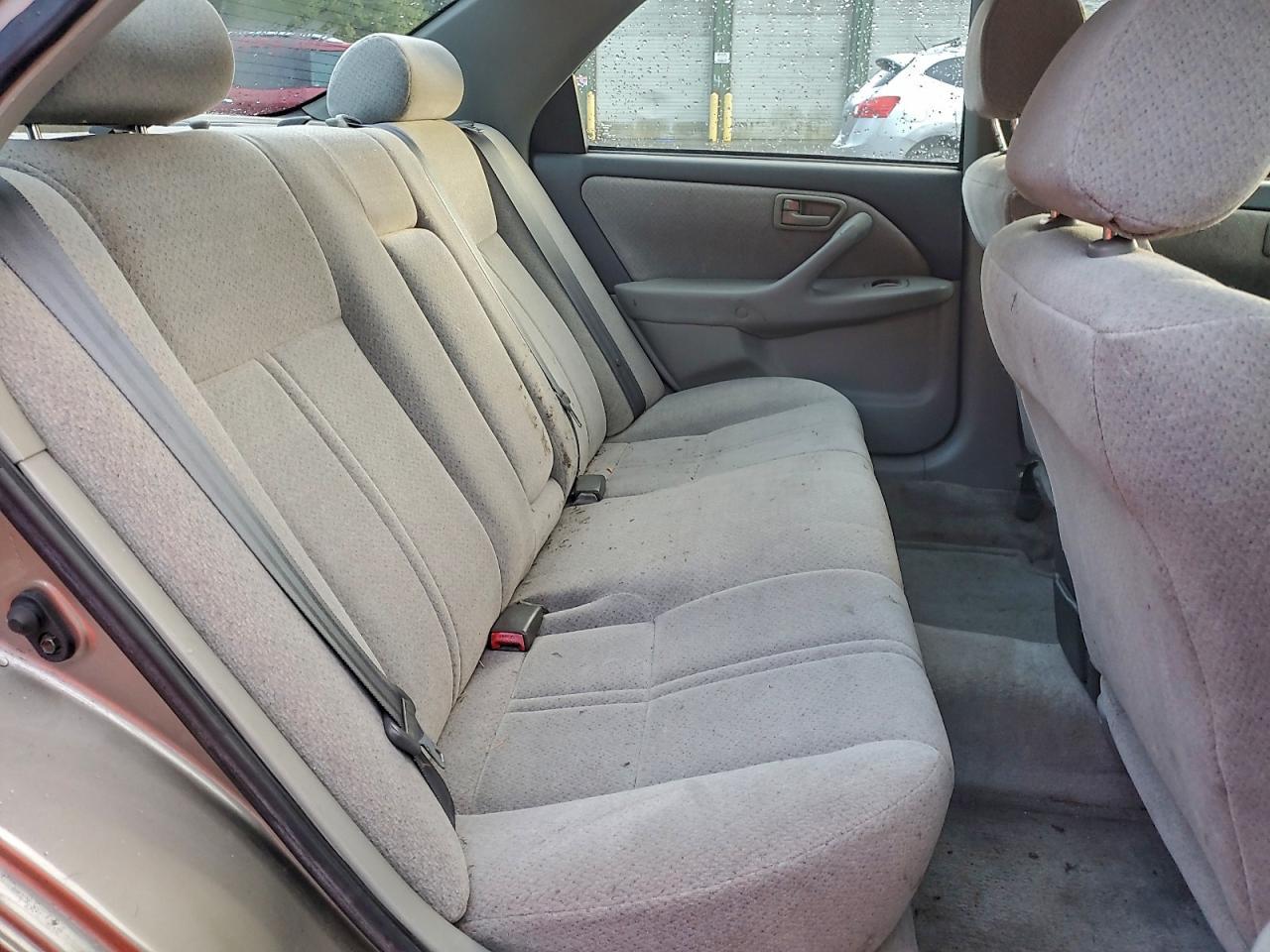 2001 TOYOTA CAMRY