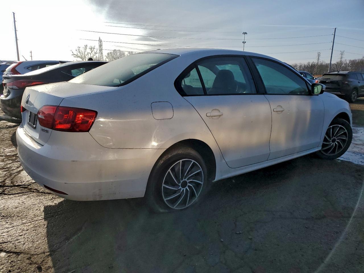 2012 VOLKSWAGEN JETTA