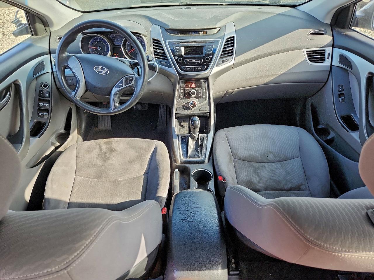 2016 HYUNDAI ELANTRA