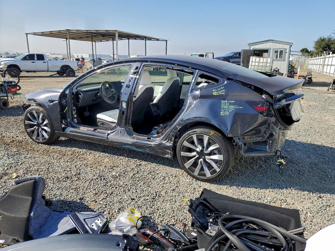 2026 TESLA MODEL 3