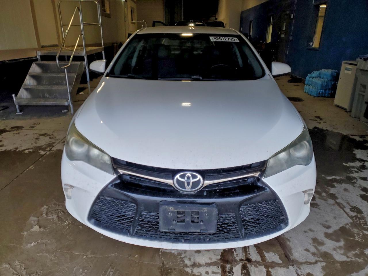 2017 TOYOTA CAMRY