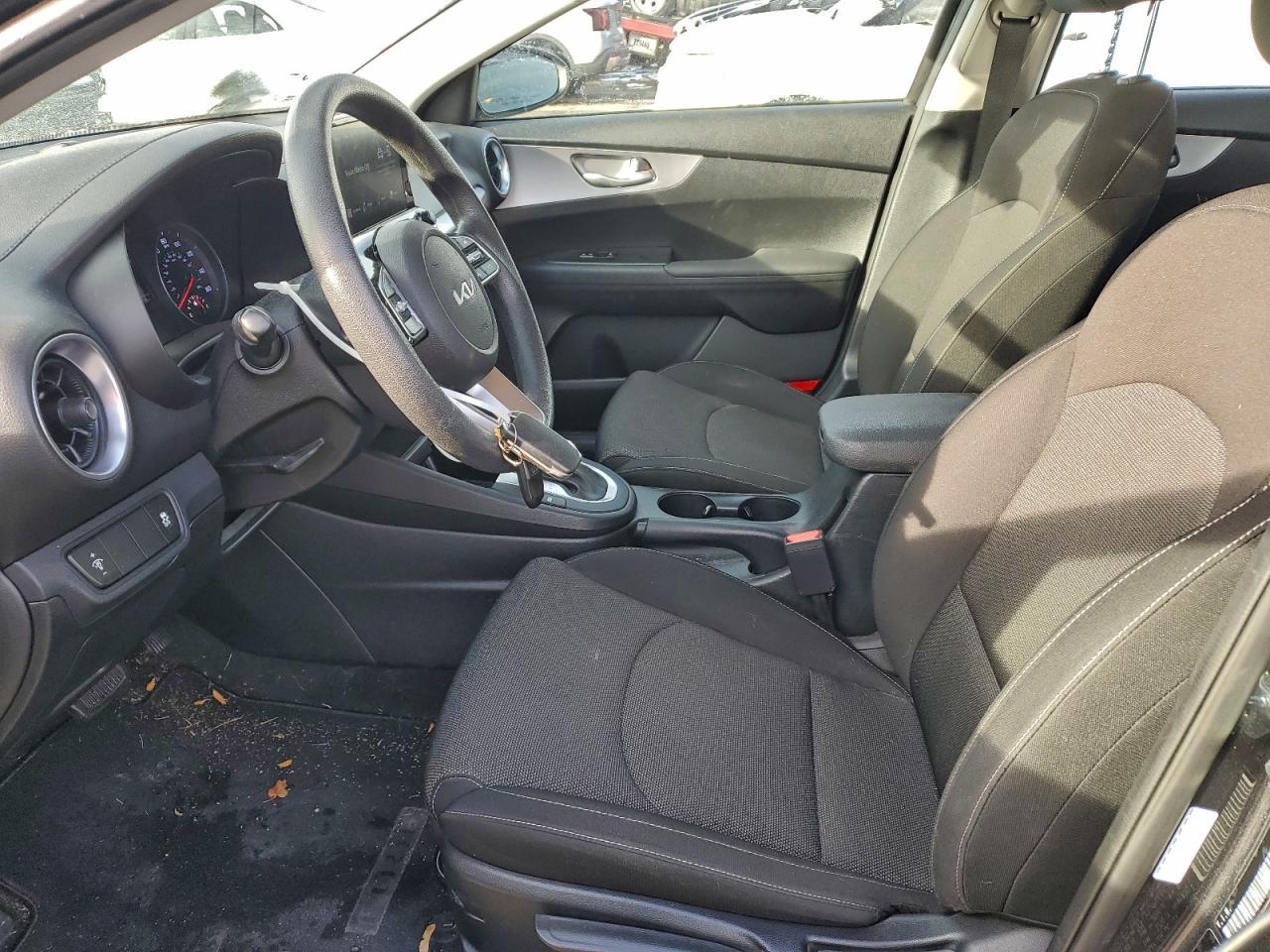 2023 KIA FORTE