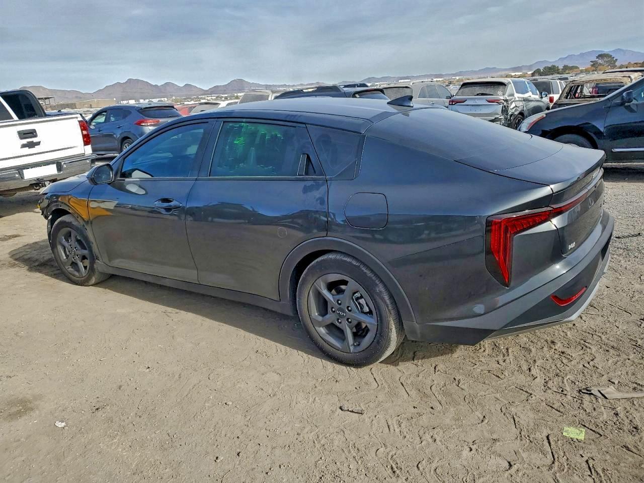 2025 KIA K4